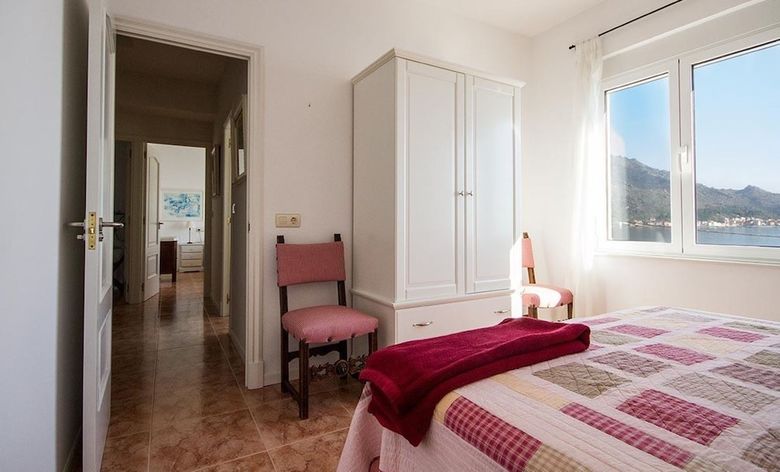 Villa In Dumbria A Coruna 101631 By Mo Rentals