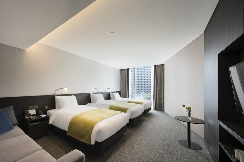 Nine Tree Premier Hotel Myeongdong 2