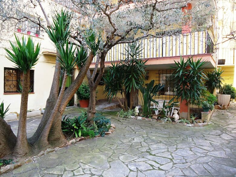 Mas Del Bot Family Apartments