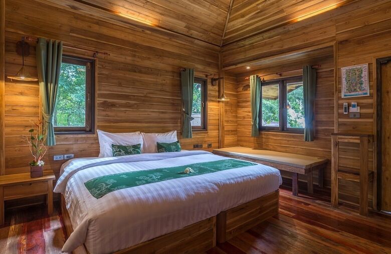 Hotel Koh Jum Ocean Beach Resort