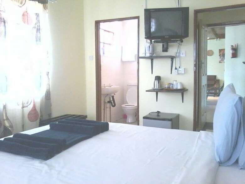Hotel Sharon Avenue Guesthouse