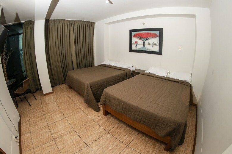 Hotel Puerto Del Sol