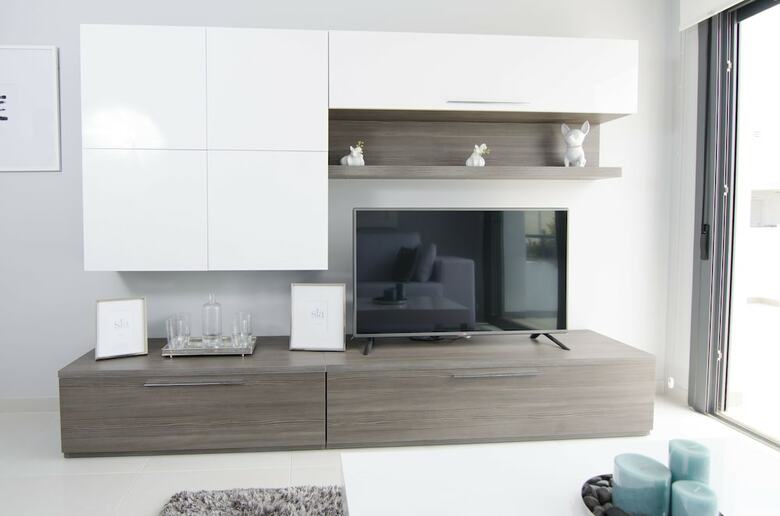Ocean View Apartments - Marholidays