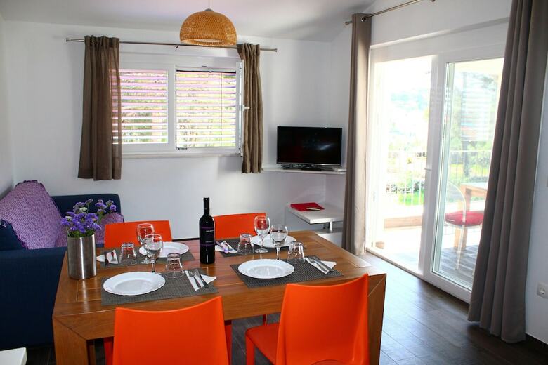 Aparthotel Gorgonia Suites
