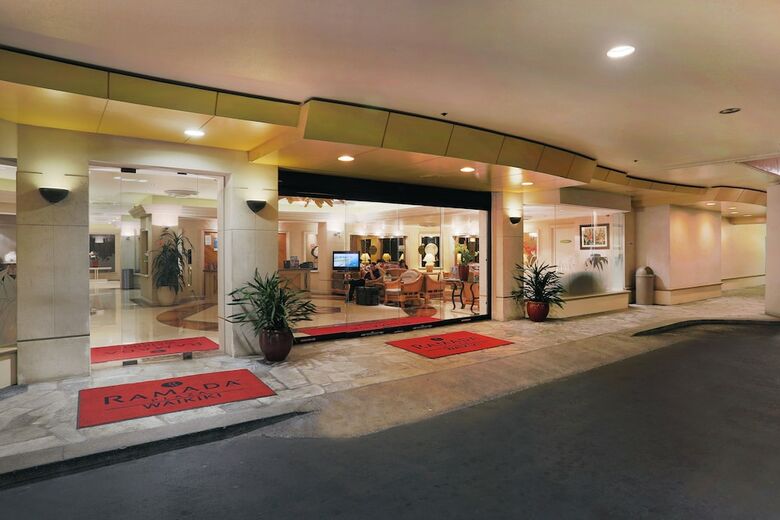 Hotel Ramada Plaza By Wyndham Waikiki
