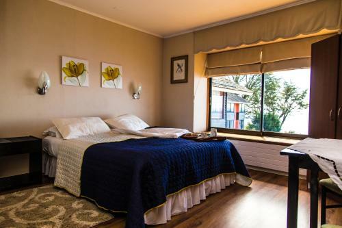 Hotel Y Caba�as Puerto Pilar