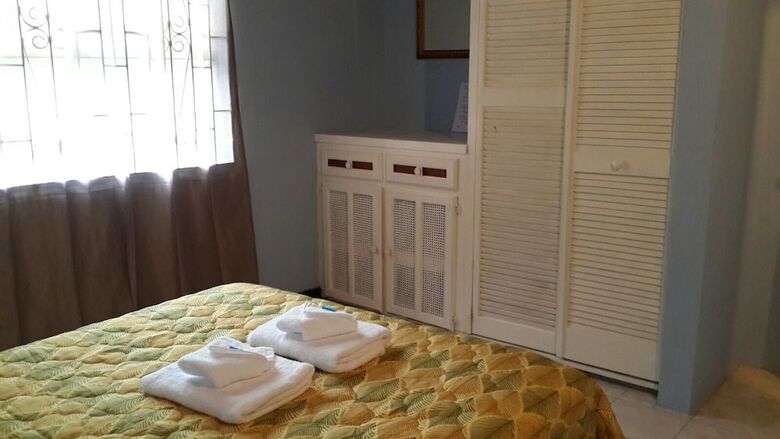 Buttercup Cottage Apartments
