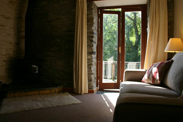 Troedyrhiw Holiday Cottages