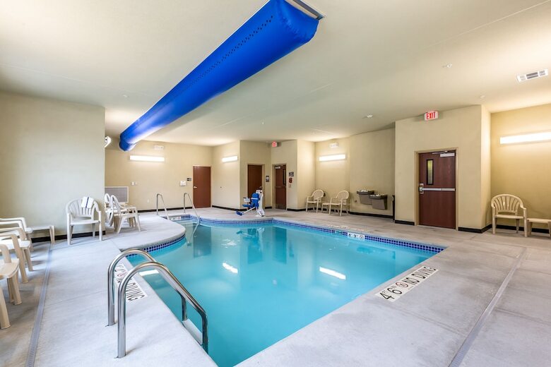Cobblestone Hotel & Suites ? Stevens Point