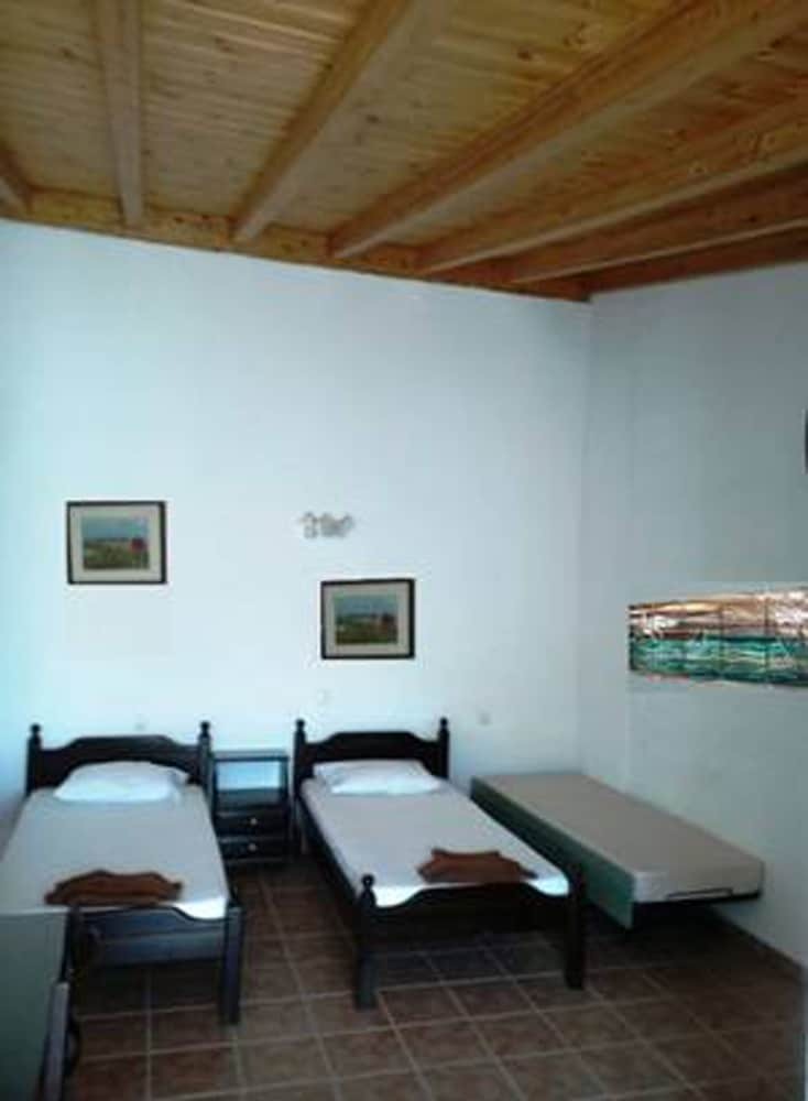 Hotel Skiathos Young Guesthouse