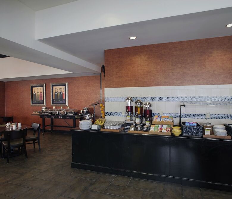 Hotel Doubletree Suites By Hilton Bentonville