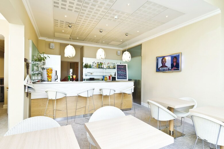 Hotel H�tel Club Vacances Bleues Le Balmoral