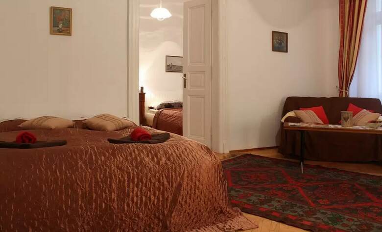 Bohemia Antique Apartment