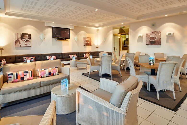 Hotel H�tel Vacances Bleues Villa Caroline