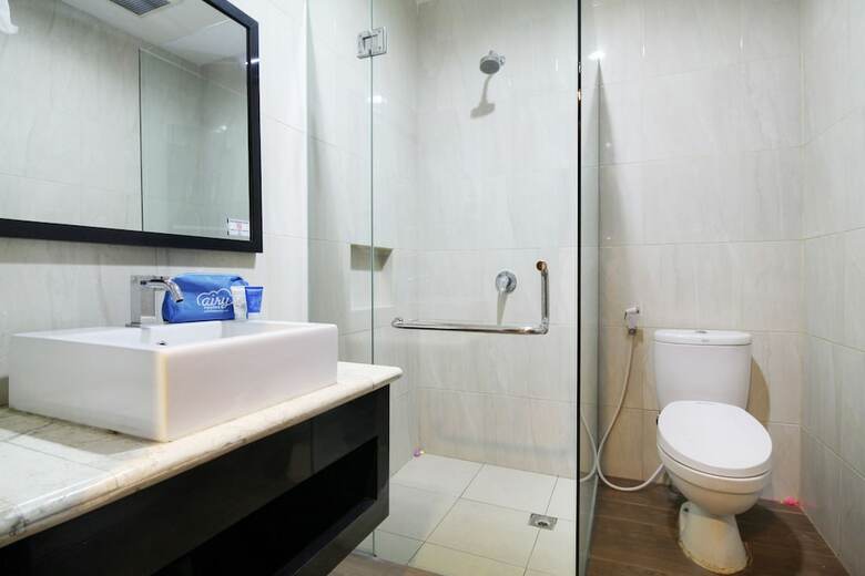 Hotel Airy Pekauman Jendral Sudirman 30 Tegal
