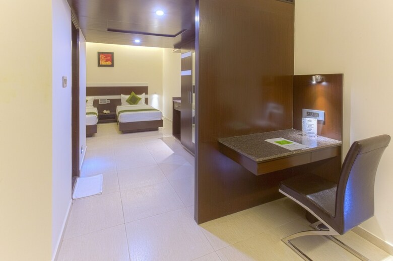 Hotel Treebo Grand Premier Suites