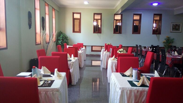 Apartamentos Lush Garden Hotel
