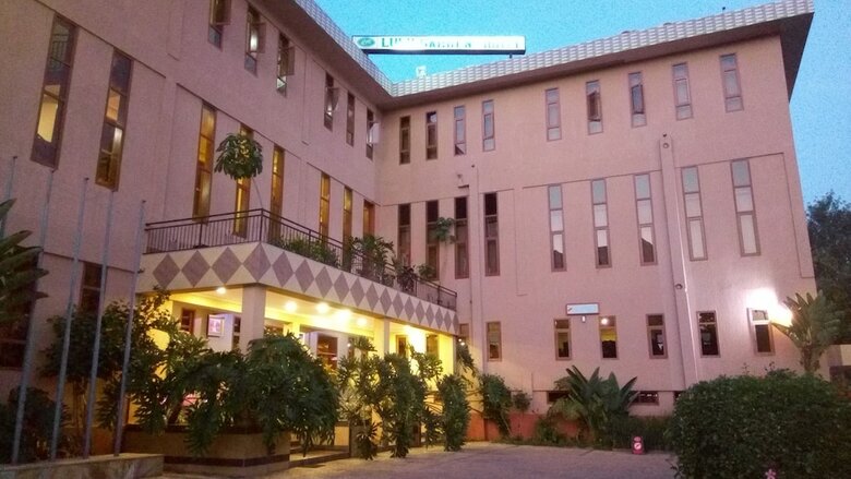 Apartamentos Lush Garden Hotel