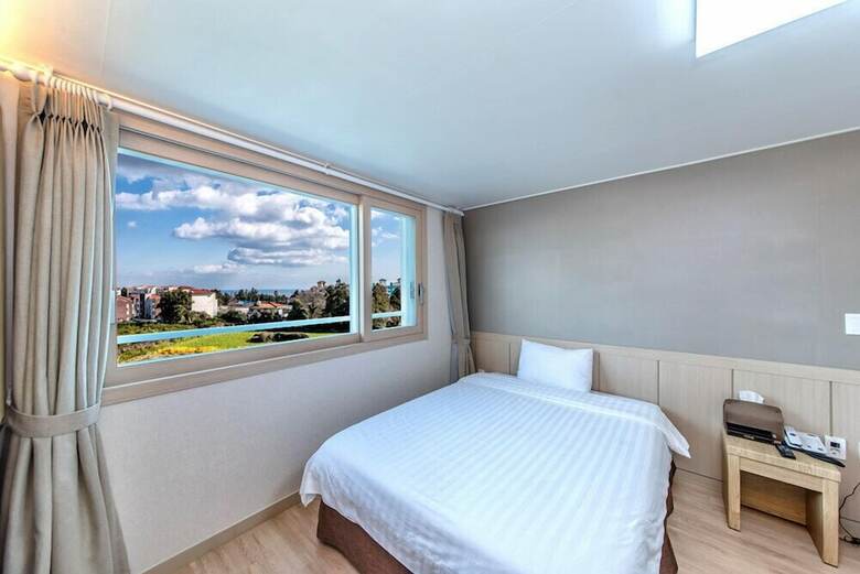 Jungmoon City Hotel