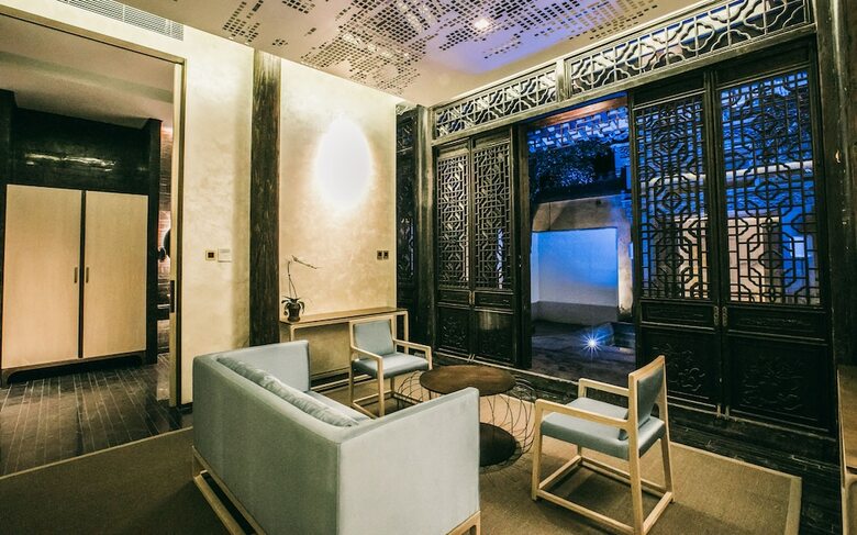 Hotel The Emperor Suzhou