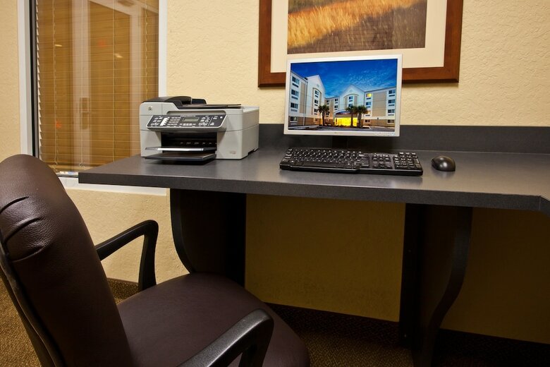 Hotel Candlewood Suites Ft Myers I75