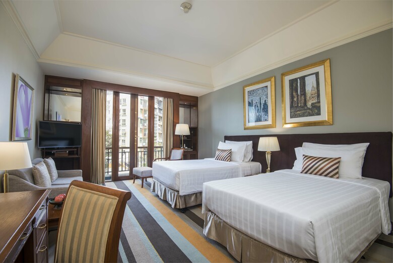 Chatrium Hotel Royal Lake Yangon