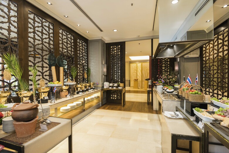 Chatrium Hotel Royal Lake Yangon