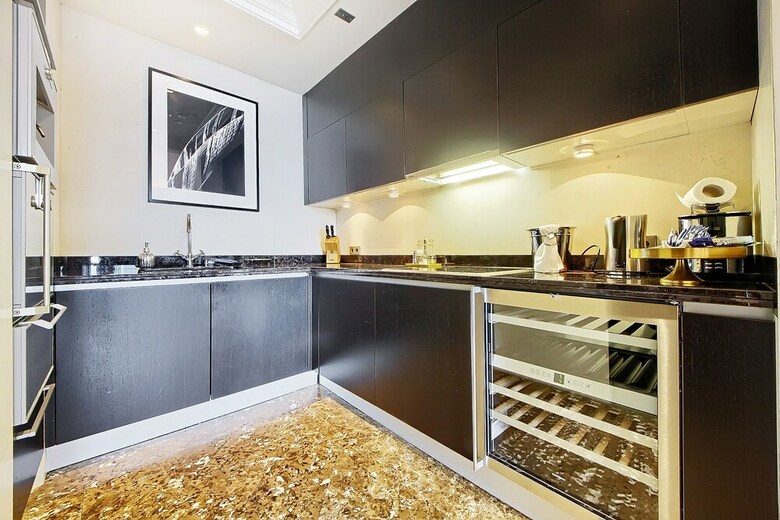 Hotel Sky Apartments Rentals Service