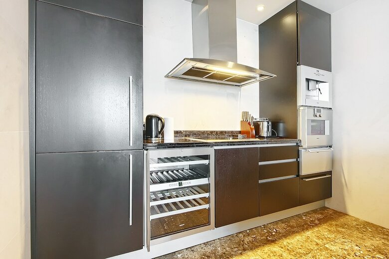 Hotel Sky Apartments Rentals Service