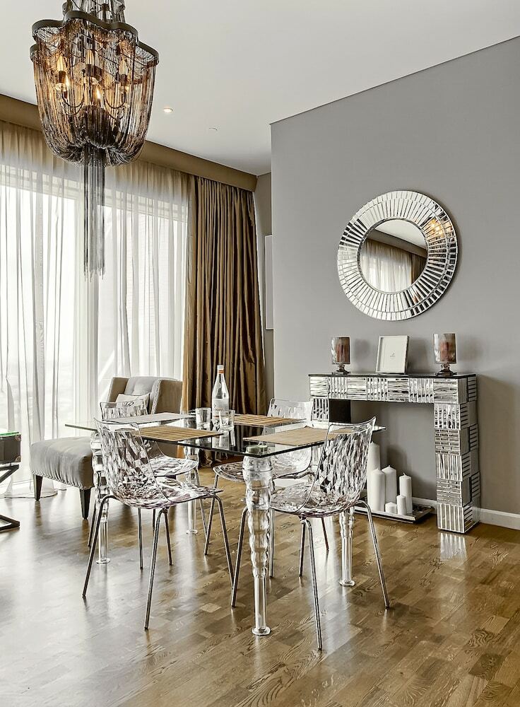 Hotel Sky Apartments Rentals Service
