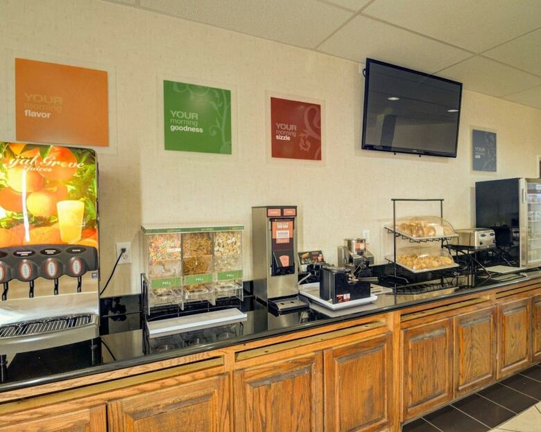 Hotel Comfort Inn & Suites