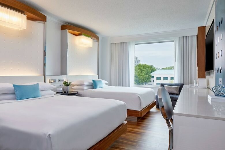 Hotel Renaissance Charlotte Southpark