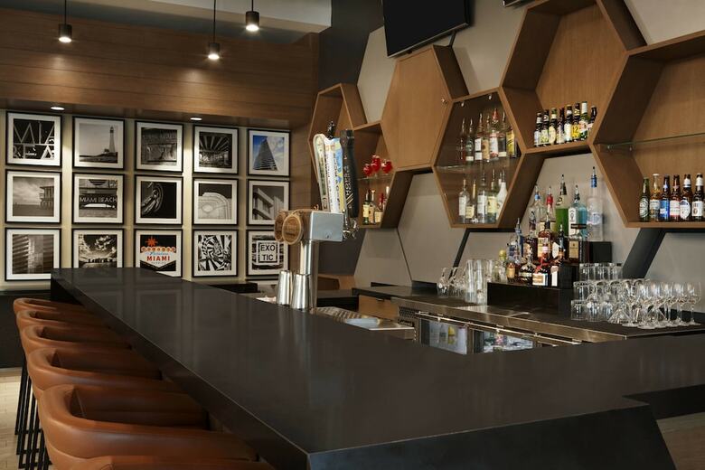 Hotel Four Points By Sheraton Miami Airport