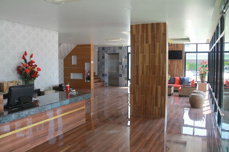Tawan Anda Garden Hotel