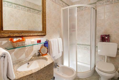 Dea Hotel