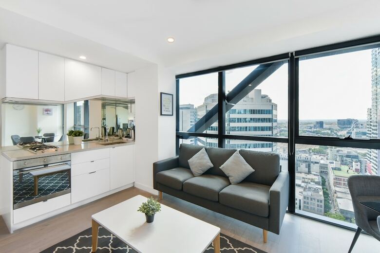 Mono Apartments On La Trobe