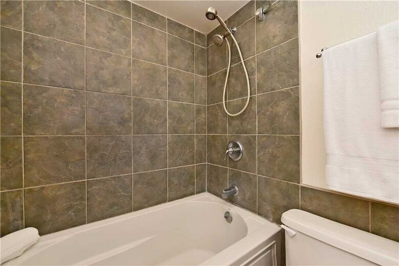 Royal Kahana #617 - Studio Condo