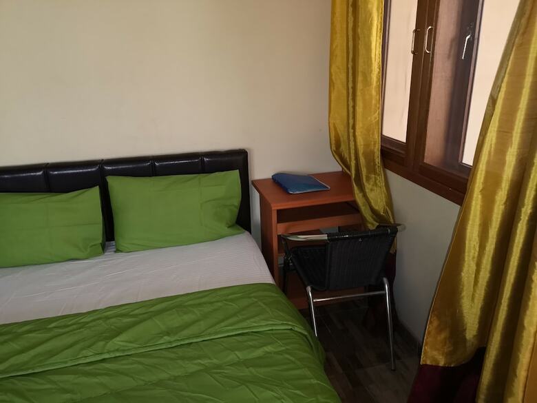 Hotel The Golden Apple Guest House