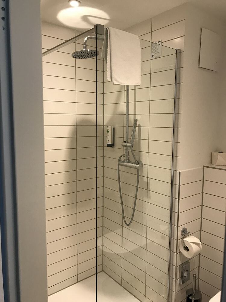 Aparthotel Country Inn Hotel Ph�ben