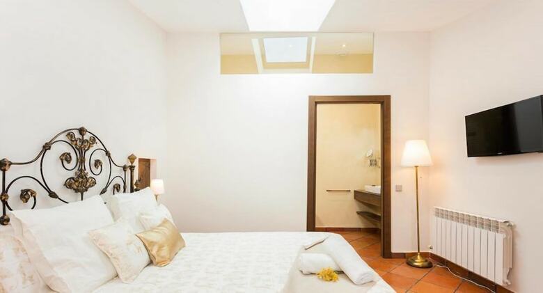 Agroturismo Masia Can Canyes & Spa
