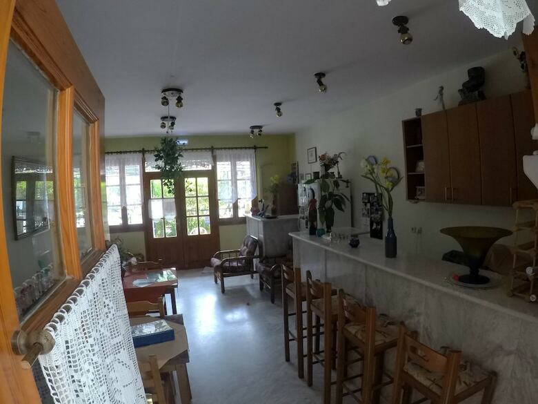 Aparthotel Zafiria Apartments