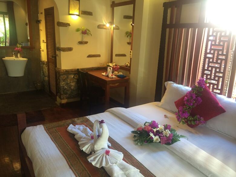 Hotel Chaluenxay Villa