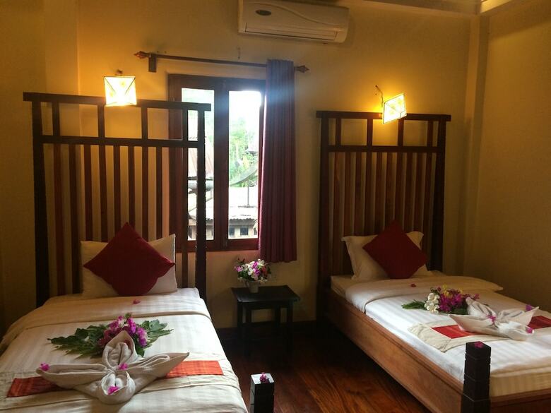 Hotel Chaluenxay Villa