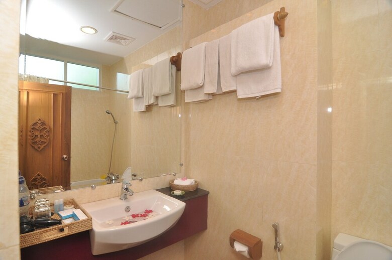 Kaytumadi Dynasty Hotel