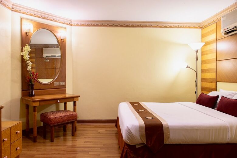 Hotel Town In Town Garden Resort