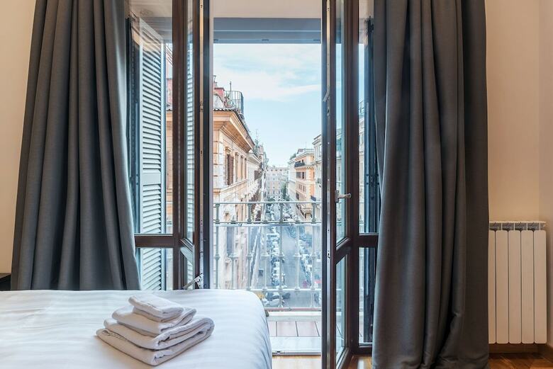 Novecento Apartments