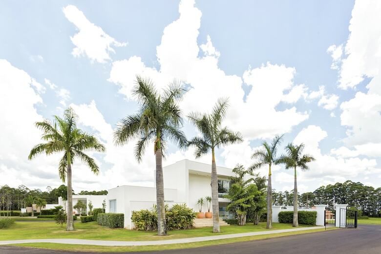 Hotel Green Village