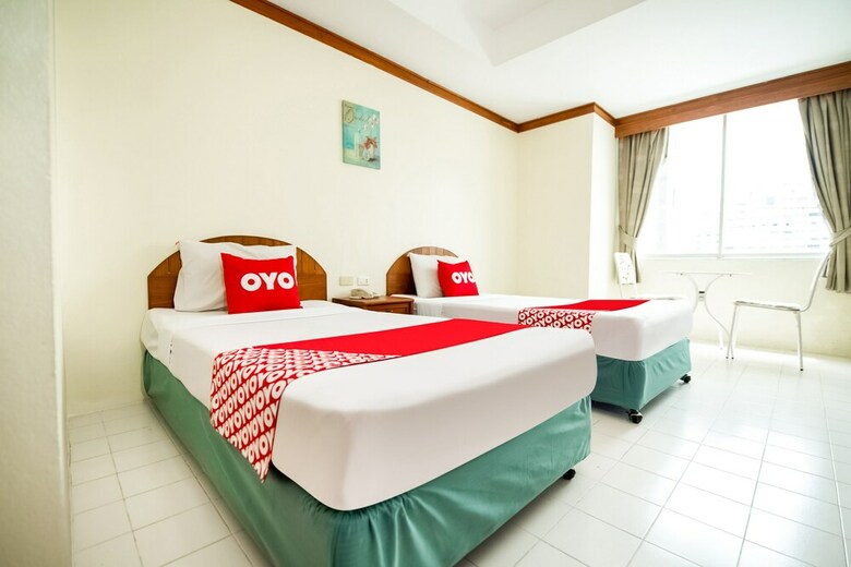 Hotel Oyo 320 Regent 2002 Guest House