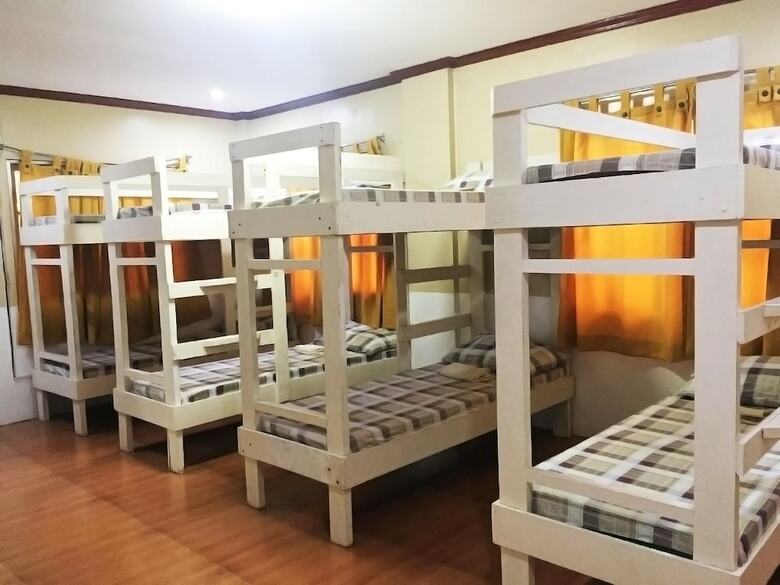 Hotel Zen Rooms Balai Mestizo Vigan