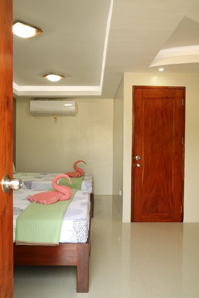 Hostal Ea Apartelle - Metro Vigan